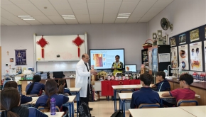 中国援马耳他医疗队举办中医义诊活动